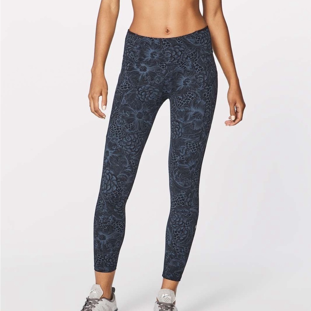 Lululemon Athletica Fast & Free Floral Paisley Patterned Leggings Sz 2